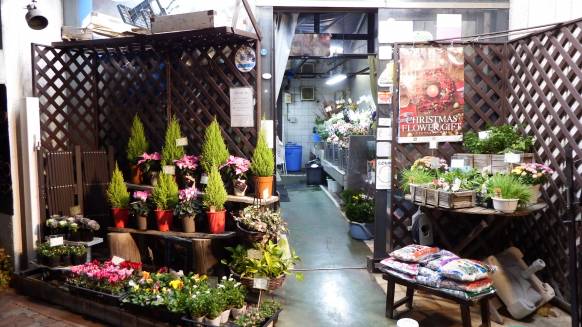 「花銀」　（東京都江戸川区）の花屋店舗写真1